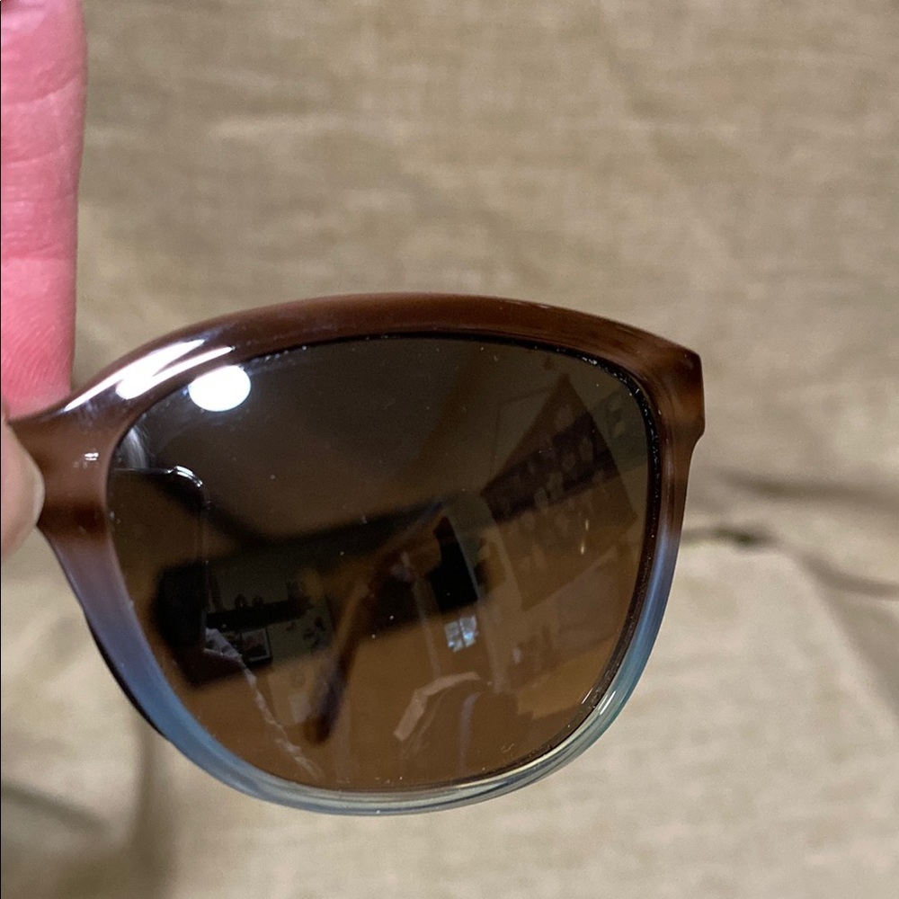 Maui Jim Brown Sunglasses - Picture 8 of 9